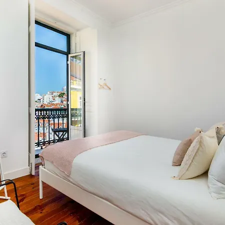 Whome | Mouraria Deluxe *