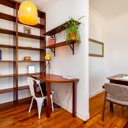 Whome | Mouraria Deluxe Apartamento *